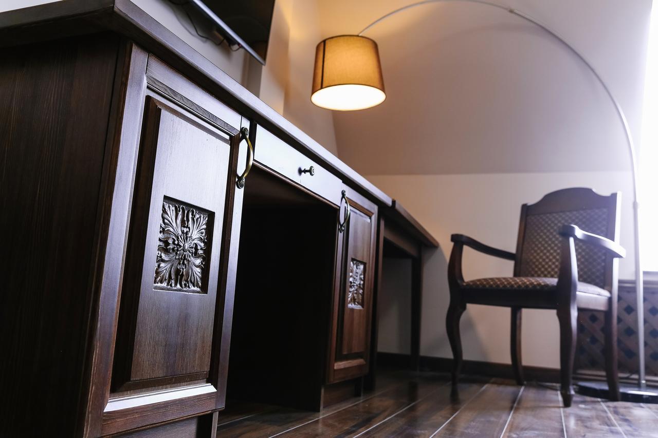 Dvin Hotel Παβλοντάρ Εξωτερικό φωτογραφία