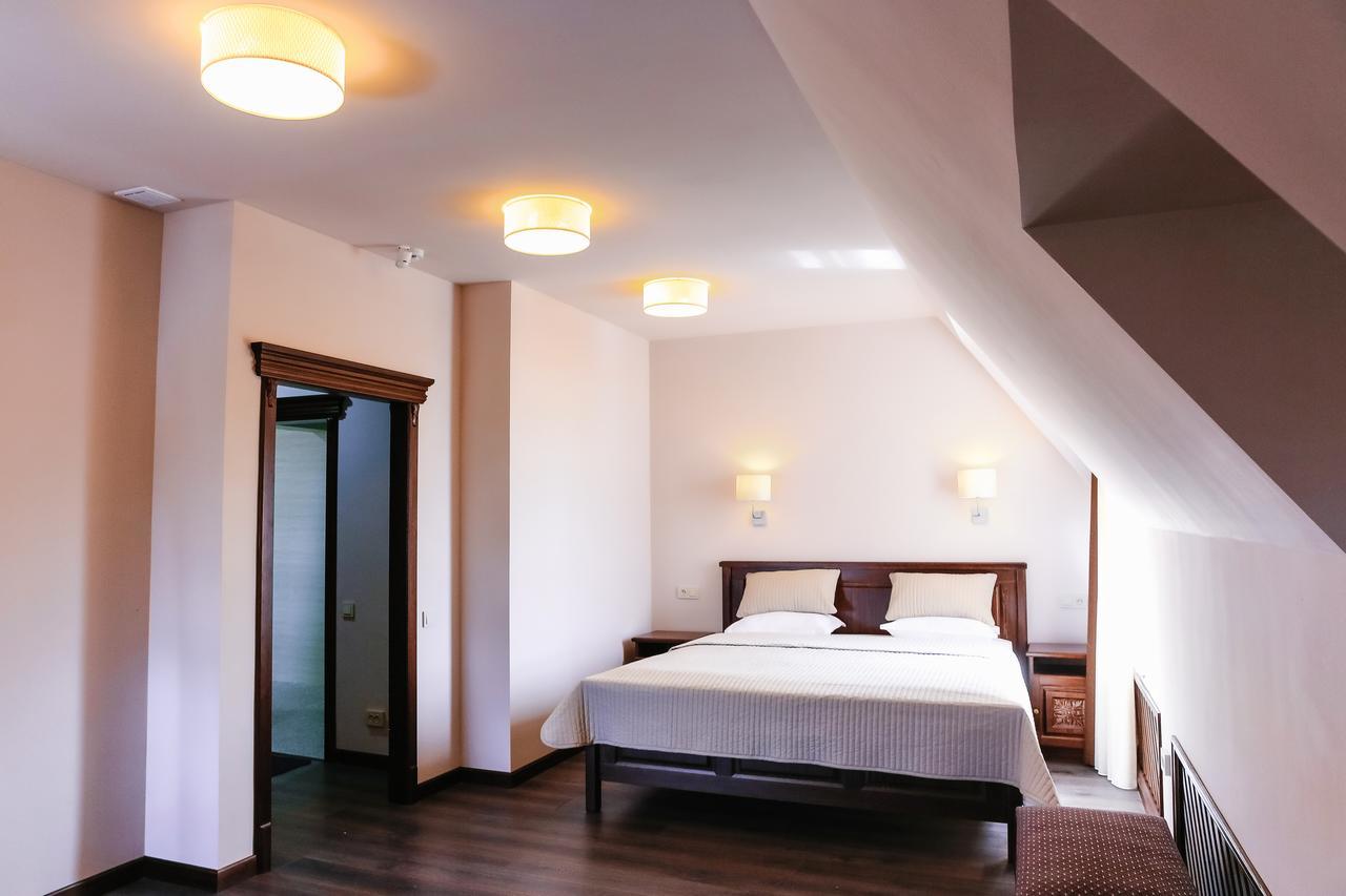 Dvin Hotel Παβλοντάρ Εξωτερικό φωτογραφία